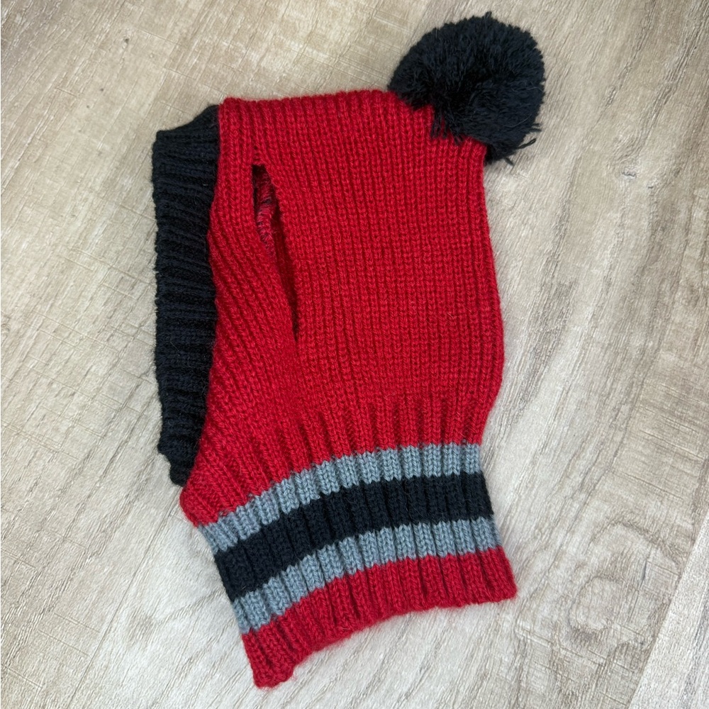 Knit small dog or cat hat